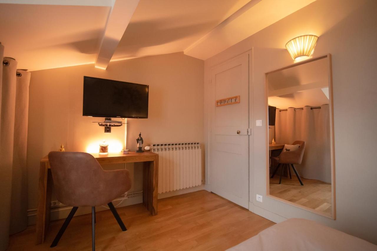 L'Ame Des Hospitaliers Bed & Breakfast Courteuil Bagian luar foto