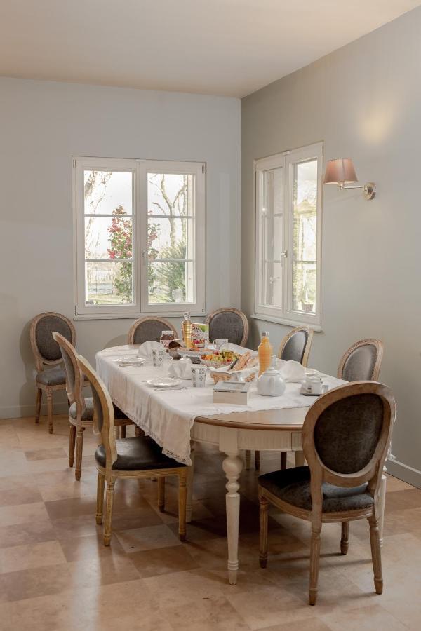 L'Ame Des Hospitaliers Bed & Breakfast Courteuil Bagian luar foto